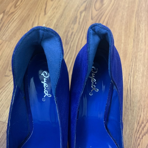 Women’s Heels - Picture 5 of 5